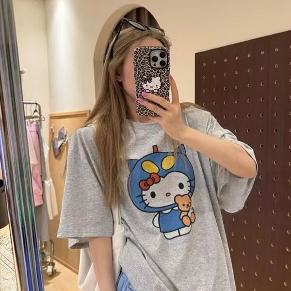 Street Fashion Designer - Kısa Kollu Hello Kitty Baskılı Tişört