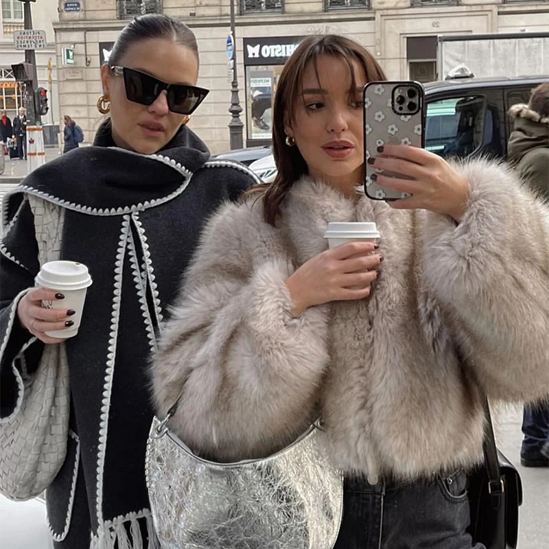 İkonik Sokak Moda Haftası Lüks - Street Fashion Week incelemesi ve fiyatı