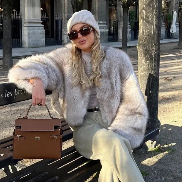 Kış 2026 Sıcak Havalı Kızlar T - Street Fashion Week incelemesi ve fiyatı