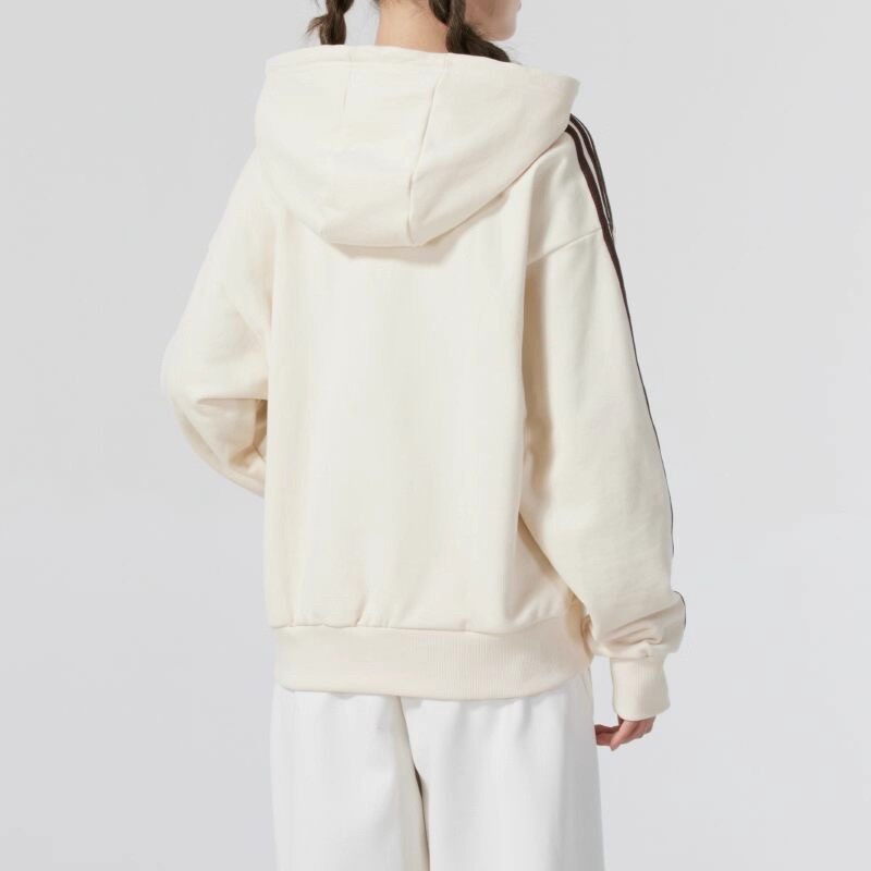 adidas Asimetrik Dikişli Kapüş - Street Fashion Adidas incelemesi ve fiyatı